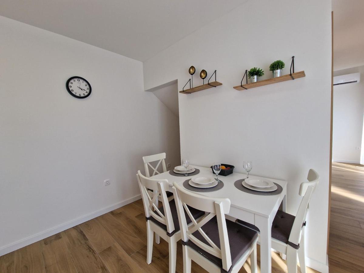Apartments Miamare Primošten Eksteriør billede