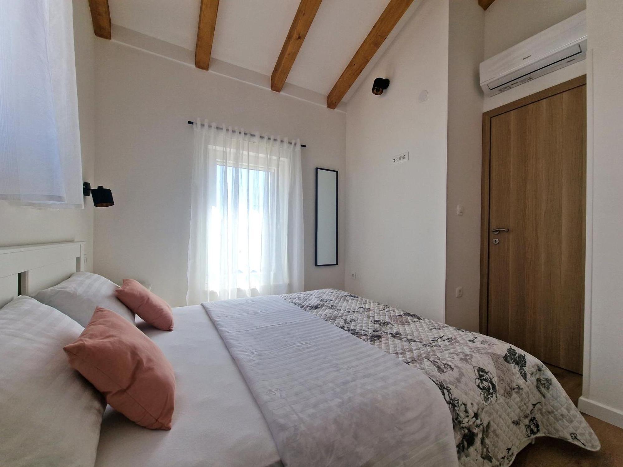 Apartments Miamare Primošten Eksteriør billede